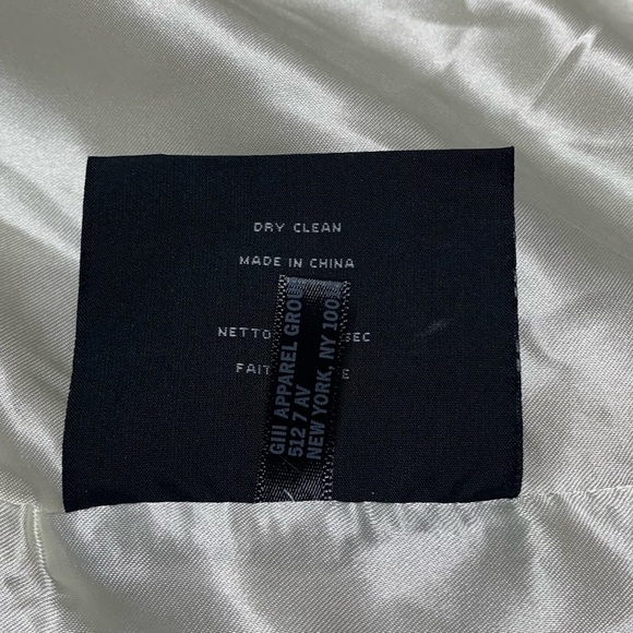 Andrew Marc New York Fluffy Off White Faux Fur Lined Vest Large - Picture 6 of 8